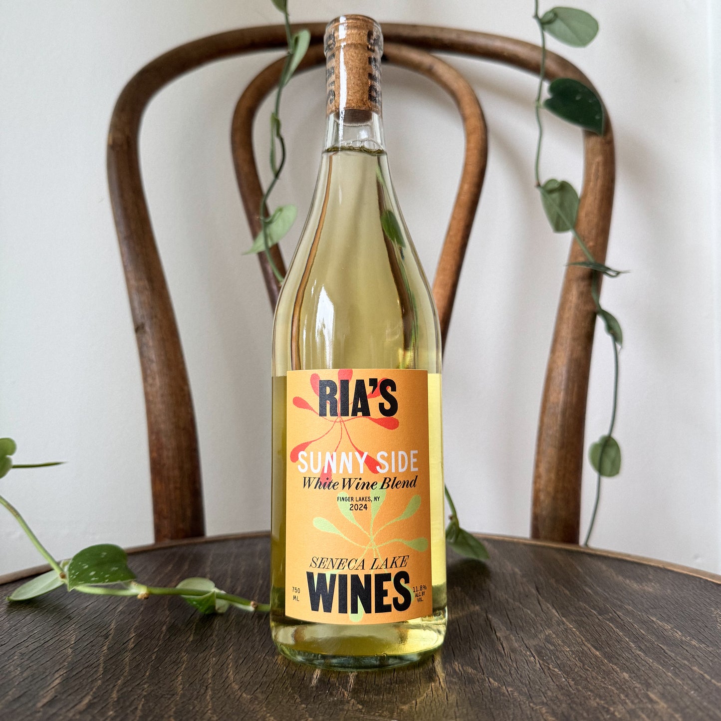 Ria’s Wines Sunny Side White 2025