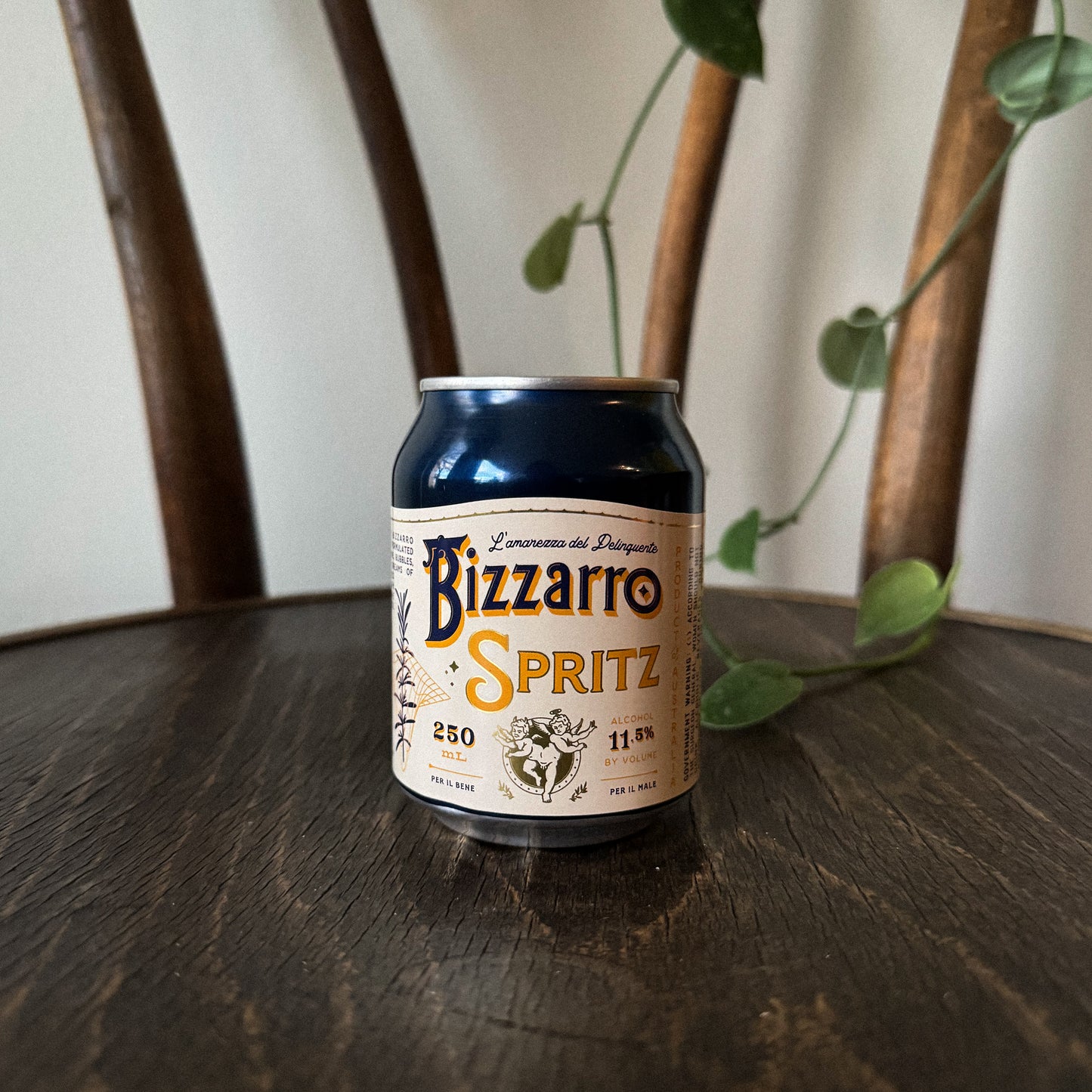 Bizzarro Spritz Can