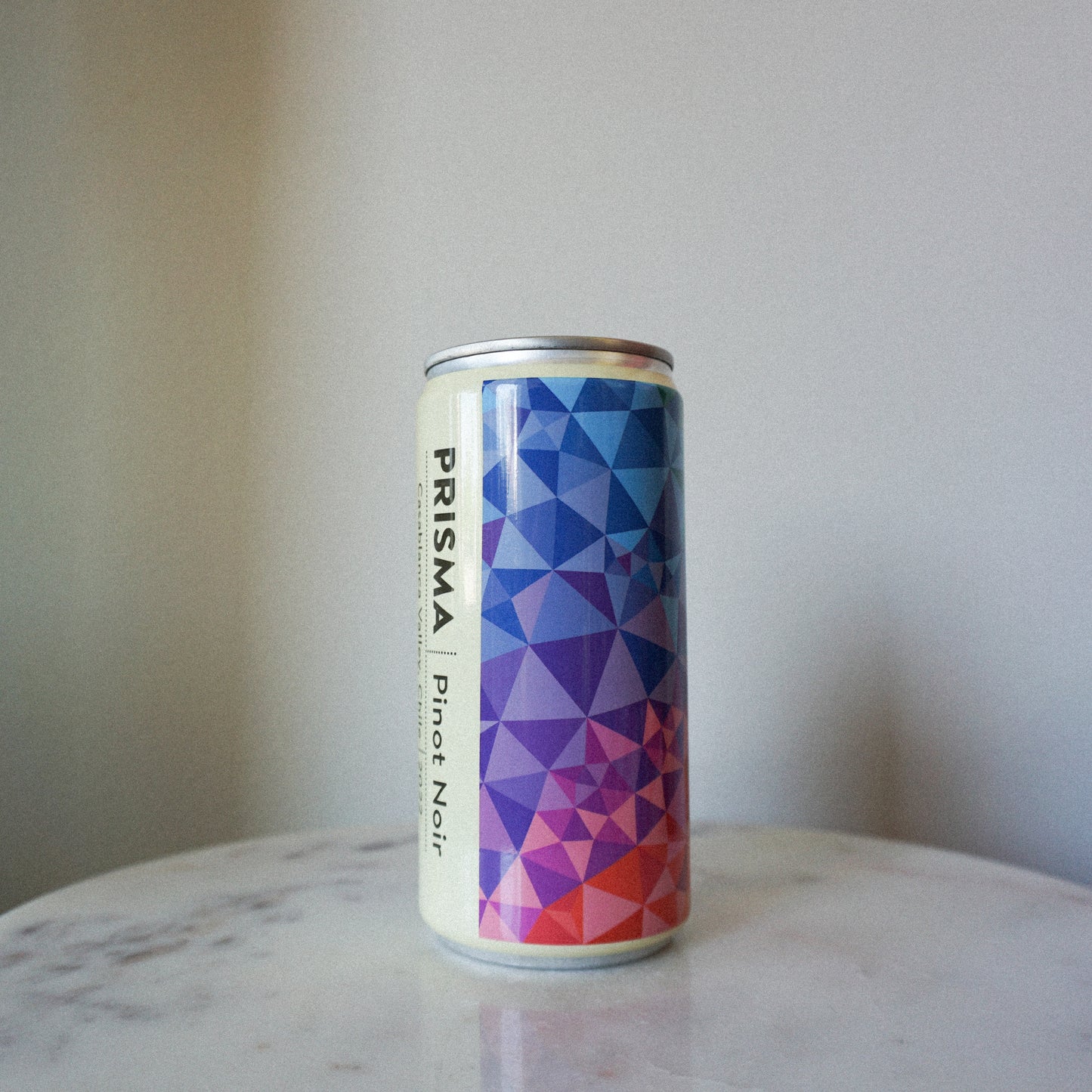 Prisma Pinot Noir Cans